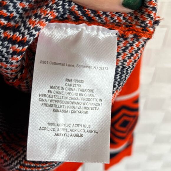 Denver Broncos Women’s Chirstmas Winter Sweater Size Small NFL - Picture 6 of 8